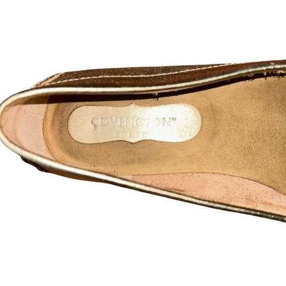 Covington Metallic Gold Leather Loafers - Size 8 - Picture 6 of 6